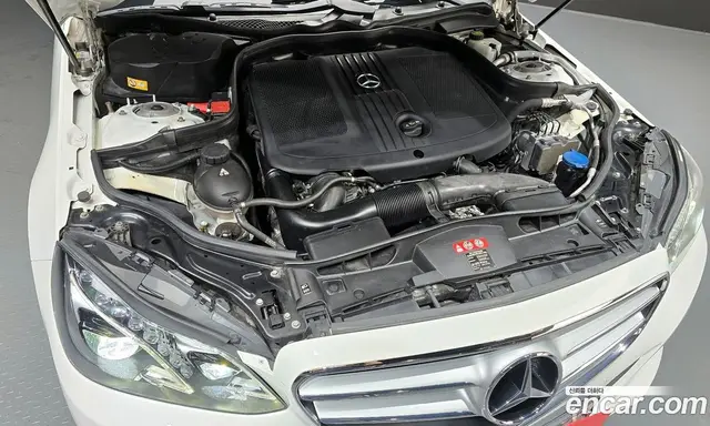 Mercedes-Benz E-Class 2015 2.1 автомат (гидро), миниатюра 6