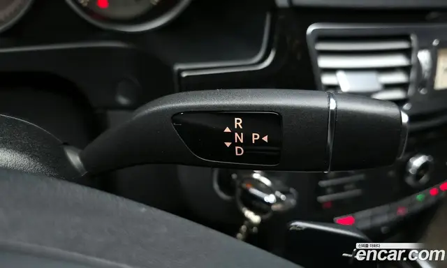Mercedes-Benz E-Class 2015 2.1 автомат (гидро), миниатюра 9