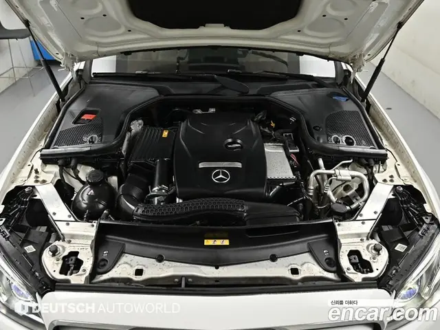 Mercedes-Benz E-Class 2018 2.0 автомат (гидро), миниатюра 6 Mercedes-Benz E-Class 2018 2.0 автомат (гидро), миниатюра 6