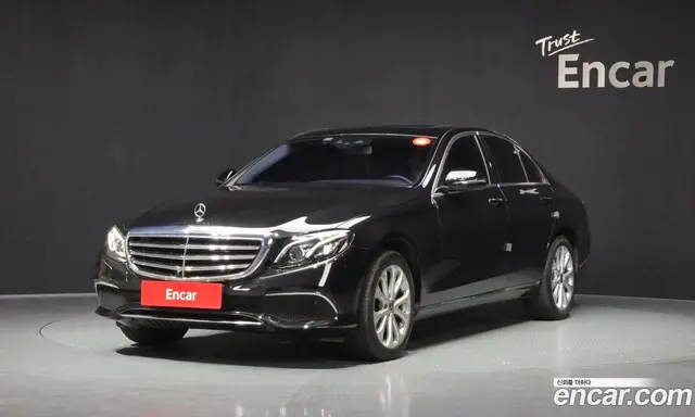 Mercedes-Benz E-Class, 2018, 132 388 км
