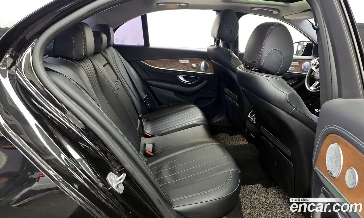 Mercedes-Benz E-Class 2018 2.0 автомат (гидро), фото 12