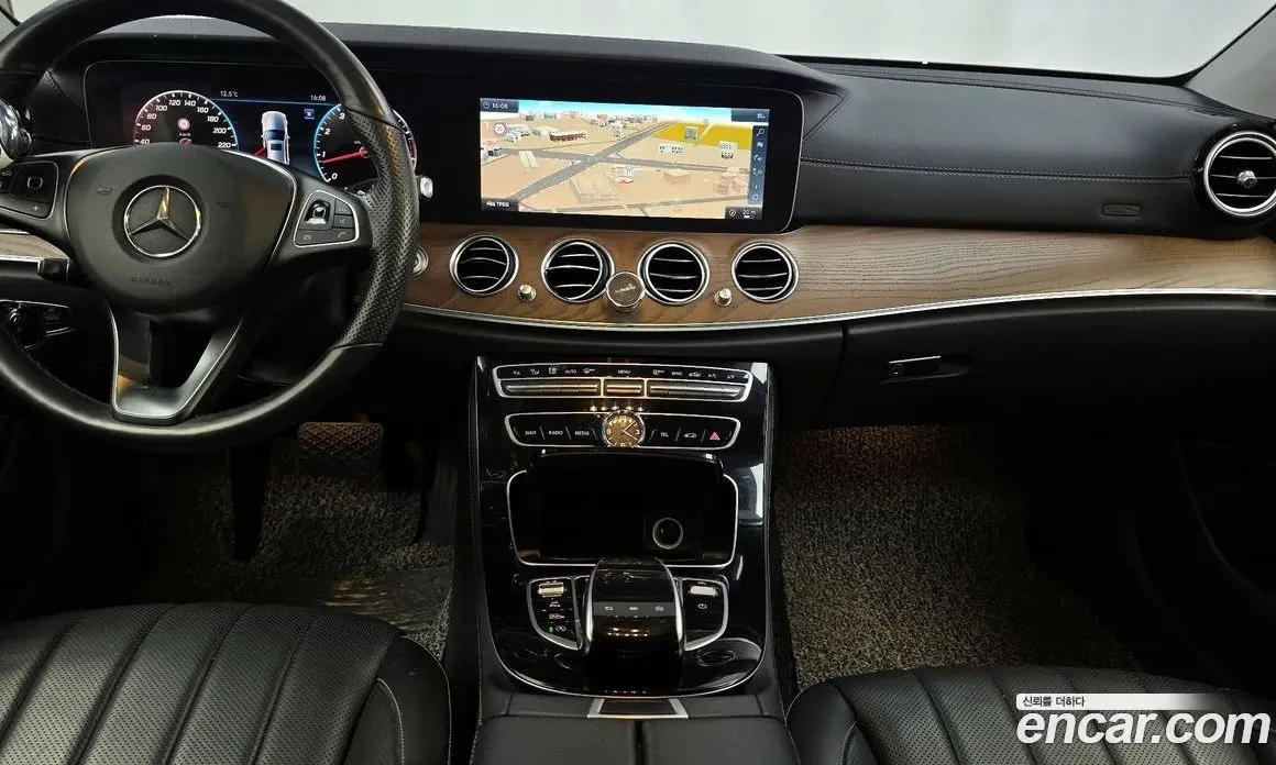 Mercedes-Benz E-Class 2018 2.0 автомат (гидро), фото 14