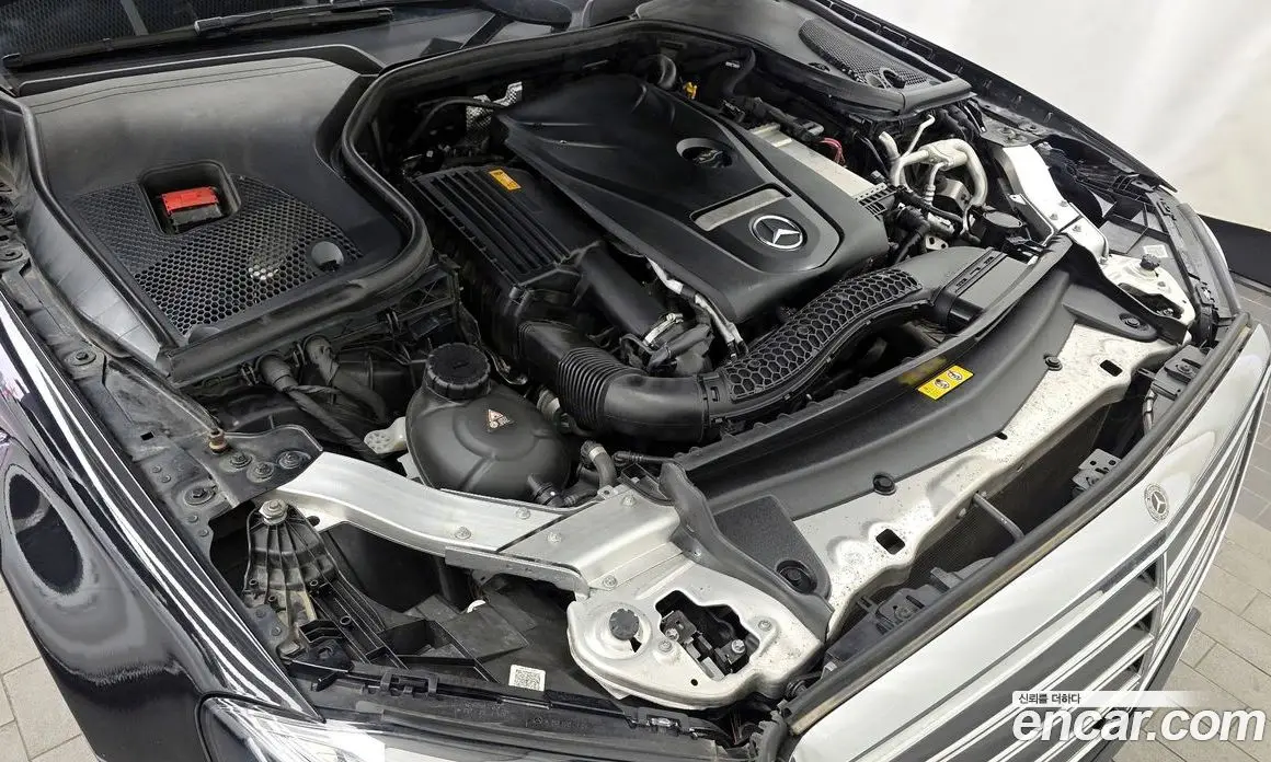 Mercedes-Benz E-Class 2018 2.0 автомат (гидро), фото 6