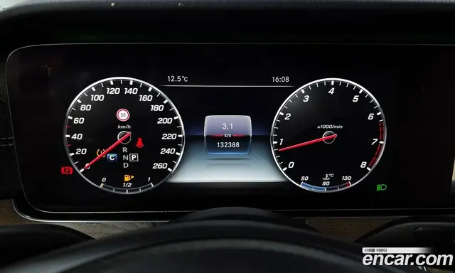 Mercedes-Benz E-Class 2018 2.0 автомат (гидро), миниатюра 8