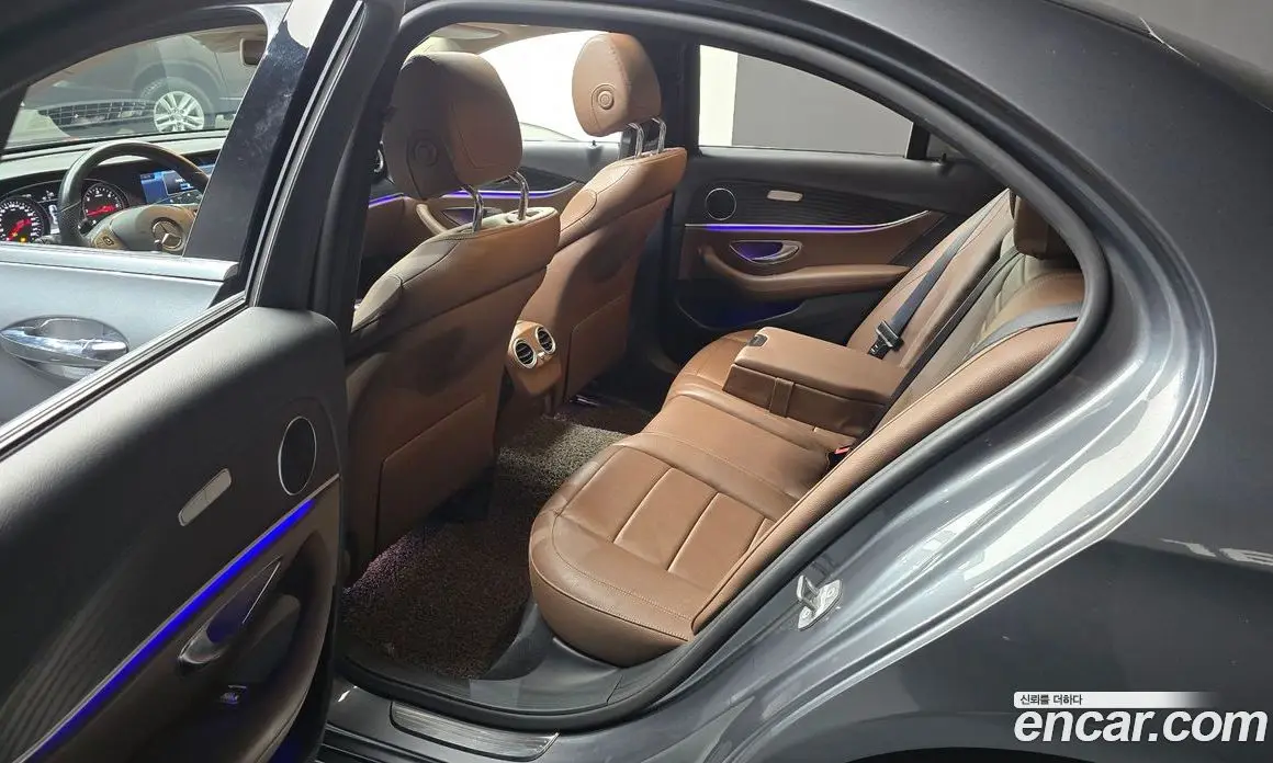 Mercedes-Benz E-Class 2018 1.9 автомат (гидро), фото 11