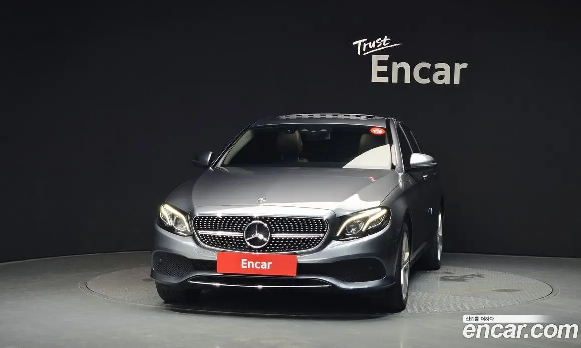 Mercedes-Benz E-Class 2018 1.9 автомат (гидро), фото 3