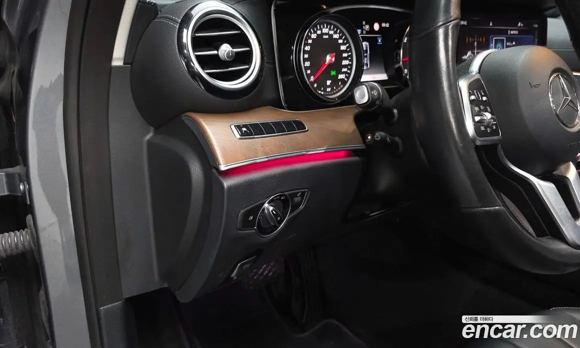 Mercedes-Benz E-Class 2020 1.9 автомат (гидро), фото 18 Mercedes-Benz E-Class 2020 1.9 автомат (гидро), фото 18