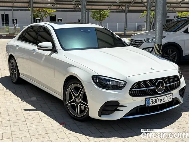 Mercedes-Benz E-Class, 2023, 41 024 км