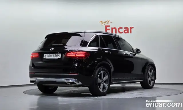 Mercedes-Benz GLC-Class 2019 2.0 автомат (гидро), миниатюра 1 Mercedes-Benz GLC-Class 2019 2.0 автомат (гидро), миниатюра 1