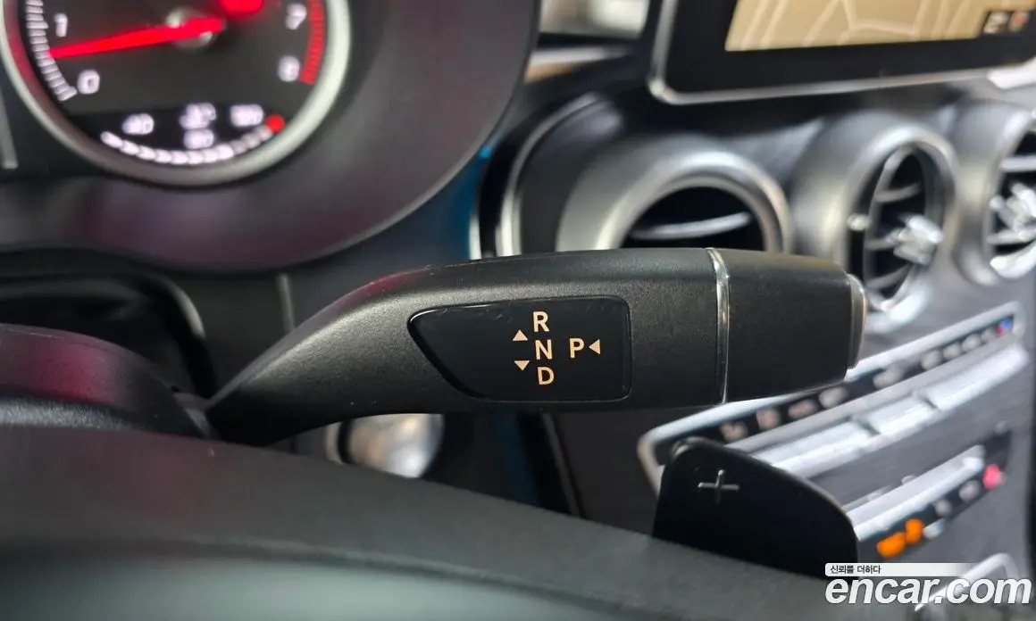 Mercedes-Benz GLC-Class 2019 2.0 автомат (гидро), фото 11 Mercedes-Benz GLC-Class 2019 2.0 автомат (гидро), фото 11