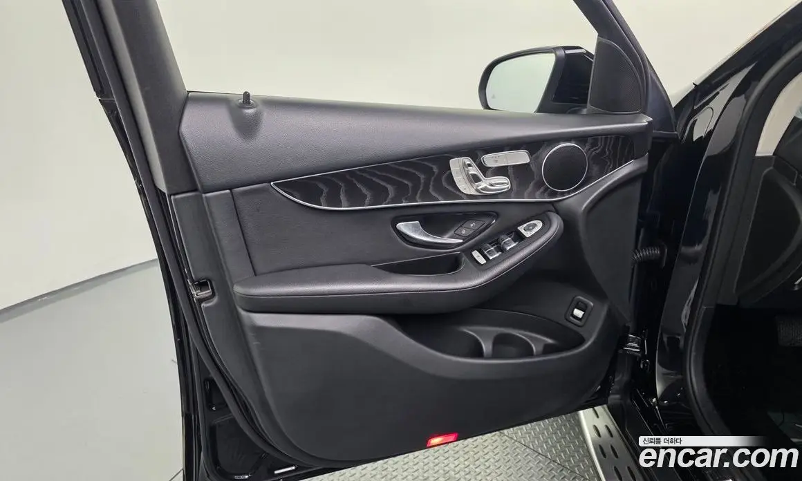 Mercedes-Benz GLC-Class 2019 2.0 автомат (гидро), фото 13 Mercedes-Benz GLC-Class 2019 2.0 автомат (гидро), фото 13