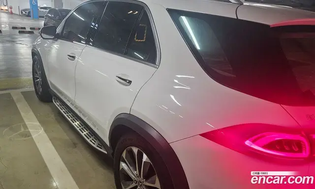 Mercedes-Benz GLE-Class 2023 2.0 автомат (гидро), миниатюра 5 Mercedes-Benz GLE-Class 2023 2.0 автомат (гидро), миниатюра 5