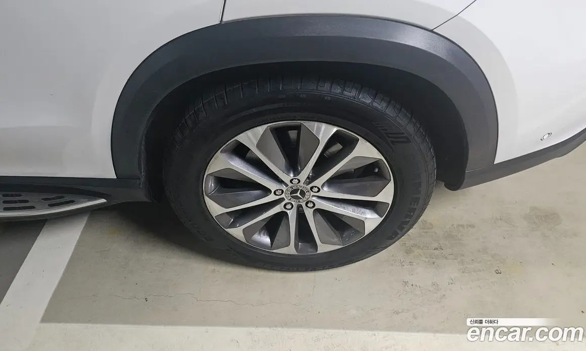 Mercedes-Benz GLE-Class 2023 2.0 автомат (гидро), фото 7 Mercedes-Benz GLE-Class 2023 2.0 автомат (гидро), фото 7