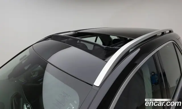 Mercedes-Benz GLE-Class 2024 3.0 автомат (гидро), миниатюра 12