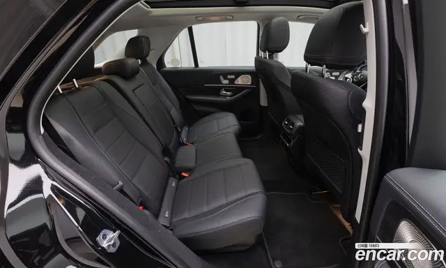 Mercedes-Benz GLE-Class 2024 3.0 автомат (гидро), миниатюра 10