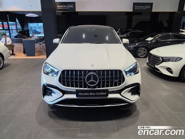 Mercedes-Benz GLE-Class 2025 3.0 автомат (гидро), миниатюра 3