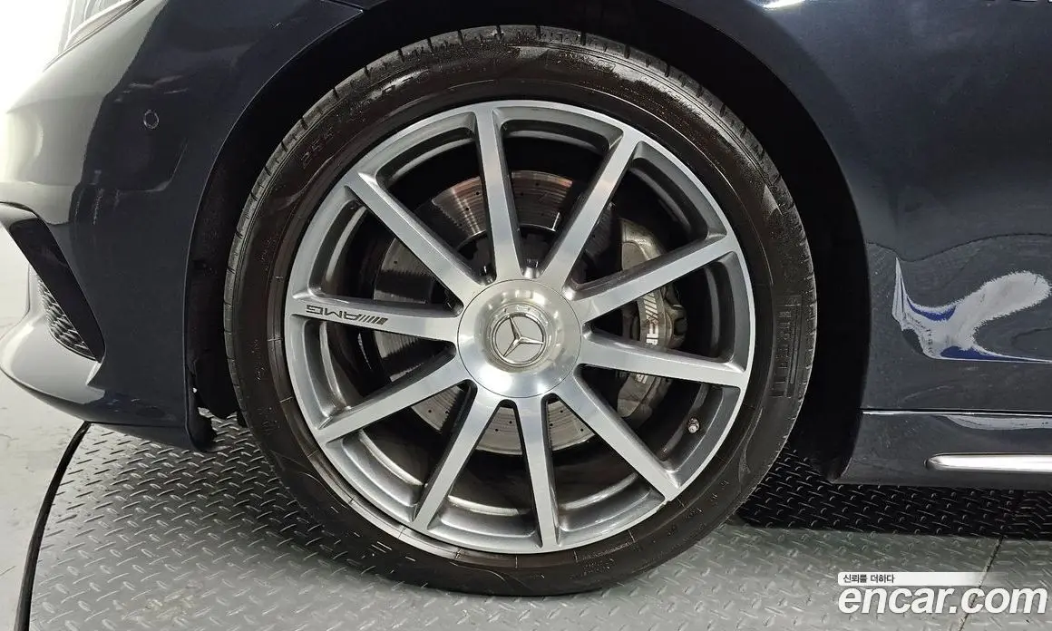 Mercedes-Benz S-Class 2015 5.5 автомат (гидро), фото 5 Mercedes-Benz S-Class 2015 5.5 автомат (гидро), фото 5