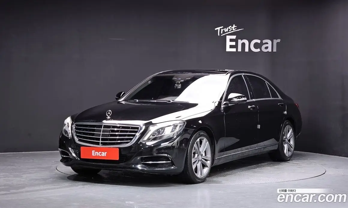 Mercedes-Benz S-Class 2015 4.7 автомат (гидро), фото 1 Mercedes-Benz S-Class 2015 4.7 автомат (гидро), фото 1