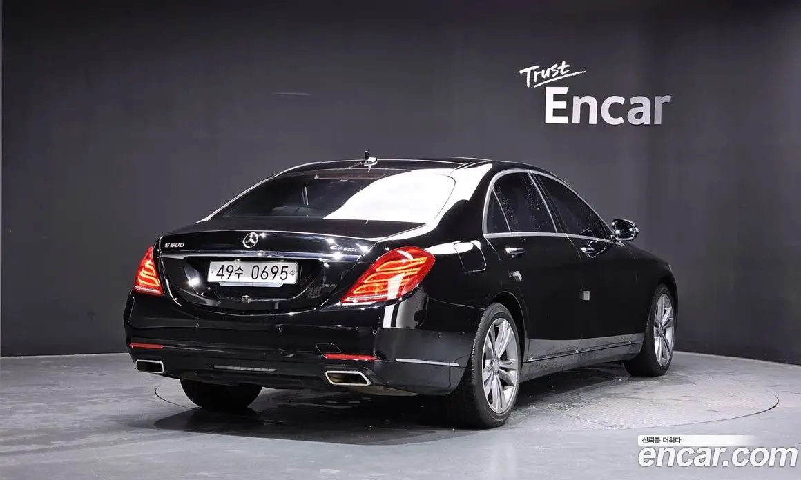 Mercedes-Benz S-Class 2015 4.7 автомат (гидро), фото 2 Mercedes-Benz S-Class 2015 4.7 автомат (гидро), фото 2