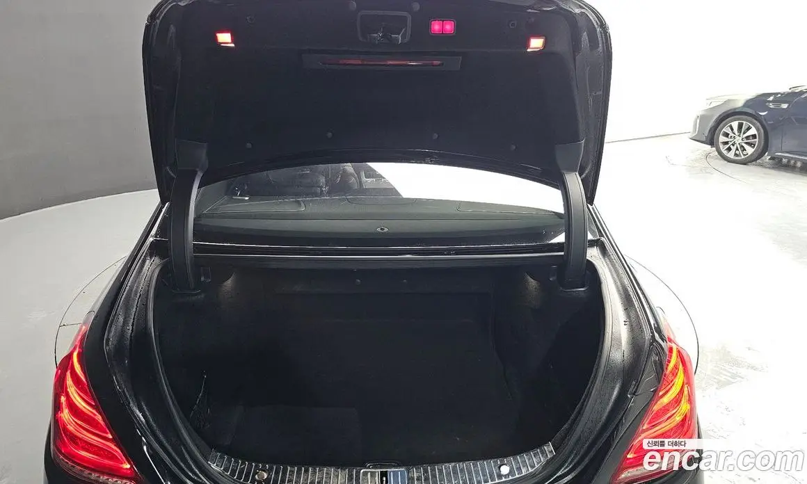 Mercedes-Benz S-Class 2015 4.7 автомат (гидро), фото 20 Mercedes-Benz S-Class 2015 4.7 автомат (гидро), фото 20