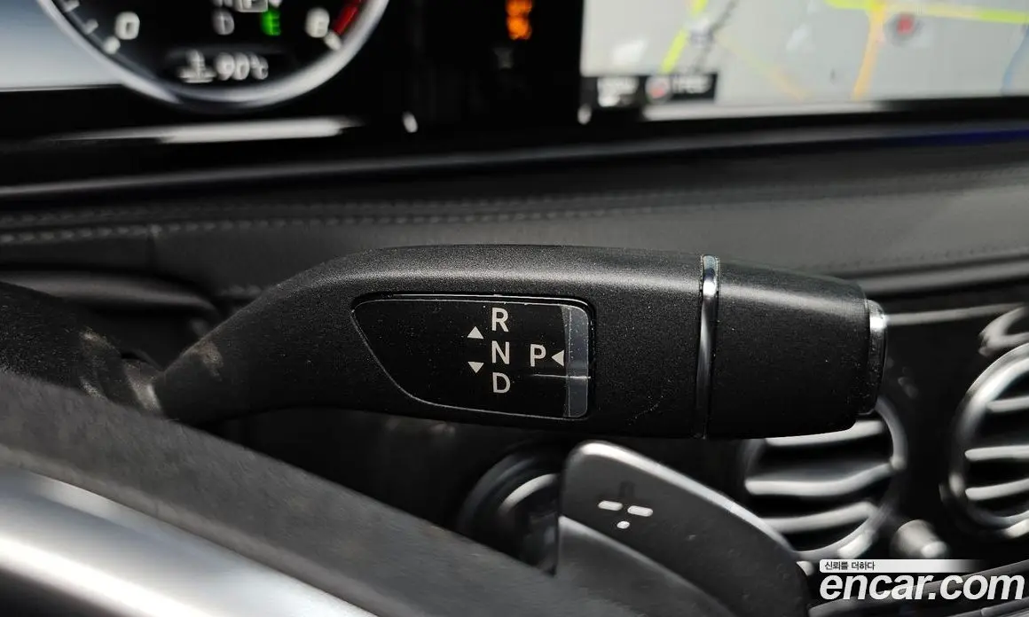 Mercedes-Benz S-Class 2015 4.7 автомат (гидро), фото 9 Mercedes-Benz S-Class 2015 4.7 автомат (гидро), фото 9