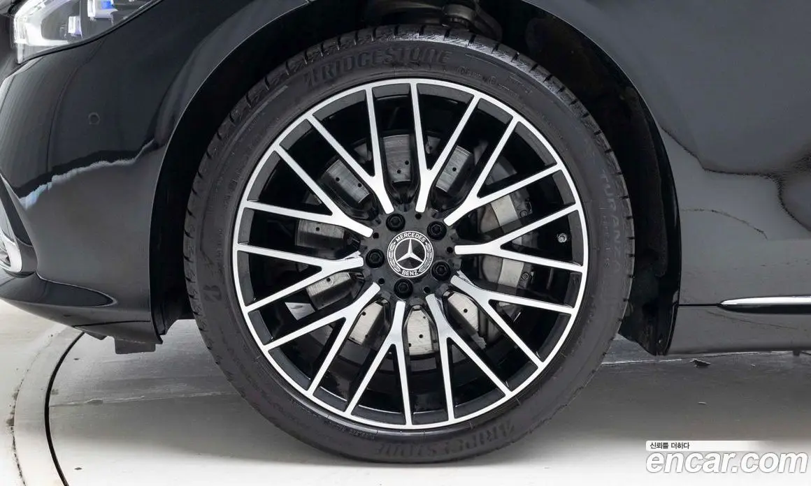 Mercedes-Benz S-Class 2025 3.0 автомат (гидро), фото 5
