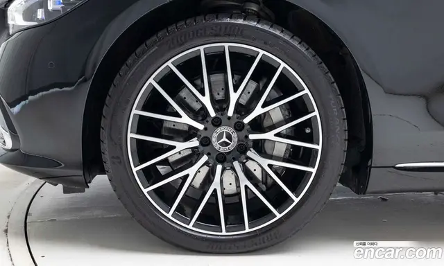 Mercedes-Benz S-Class 2025 3.0 автомат (гидро), миниатюра 5
