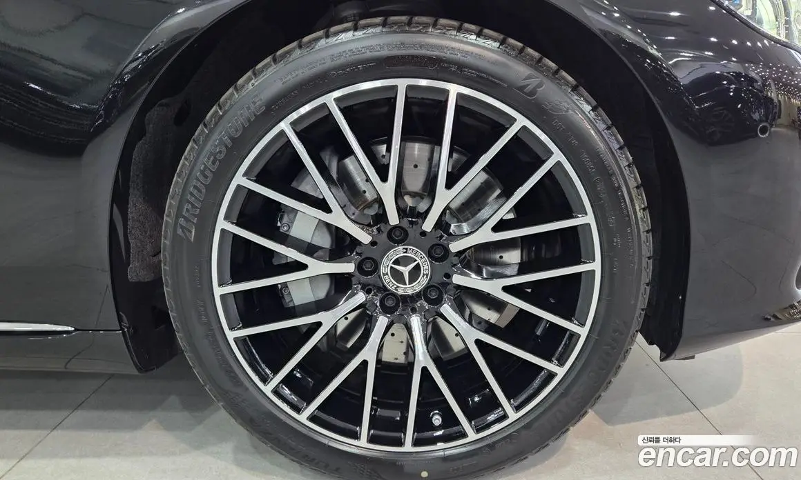 Mercedes-Benz S-Class 2025 3.0 автомат (гидро), фото 5
