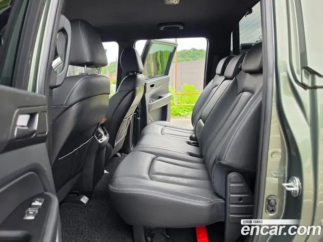 SsangYong Rexton 2023 2.2 автомат (гидро), миниатюра 11