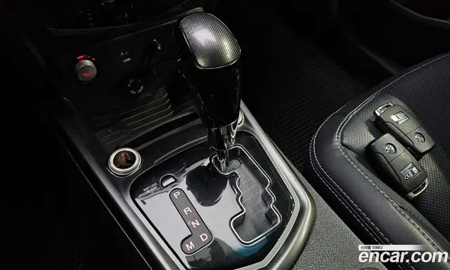 SsangYong TIBOLI 2016 1.6 автомат (гидро), миниатюра 12