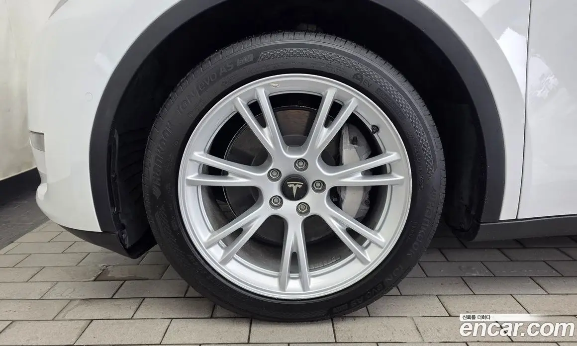 Tesla Model Y 2021 0.2 автомат (гидро), фото 5