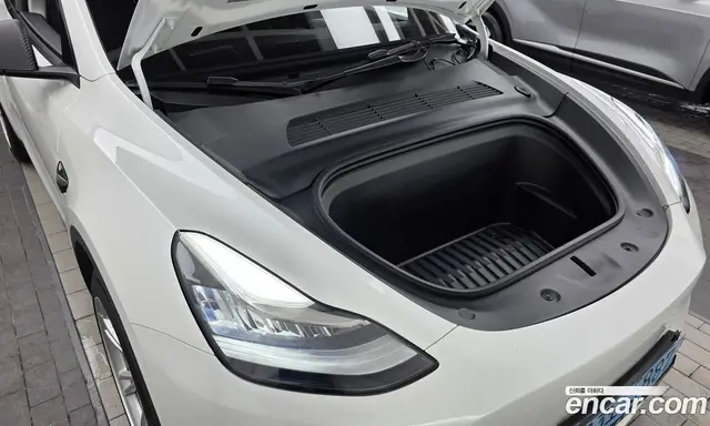 Tesla Model Y 2021 0.2 автомат (гидро), миниатюра 6