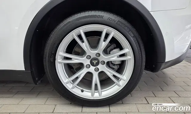 Tesla Model Y 2021 0.2 автомат (гидро), миниатюра 7
