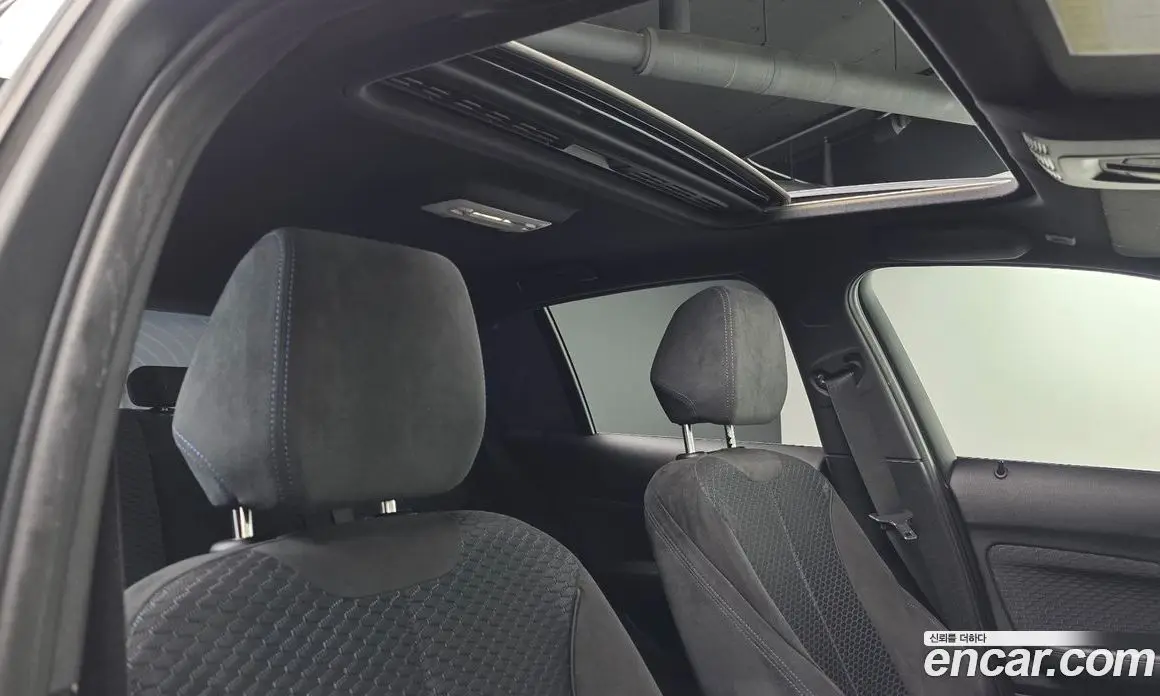 BMW 1 серия 2018 2.0 автомат (гидро), фото 17 BMW 1 серия 2018 2.0 автомат (гидро), фото 17