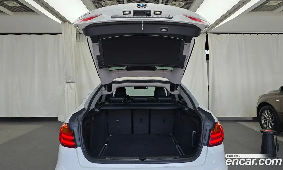 BMW 3 серия 2014 2.0 автомат (гидро), фото 20 BMW 3 серия 2014 2.0 автомат (гидро), фото 20