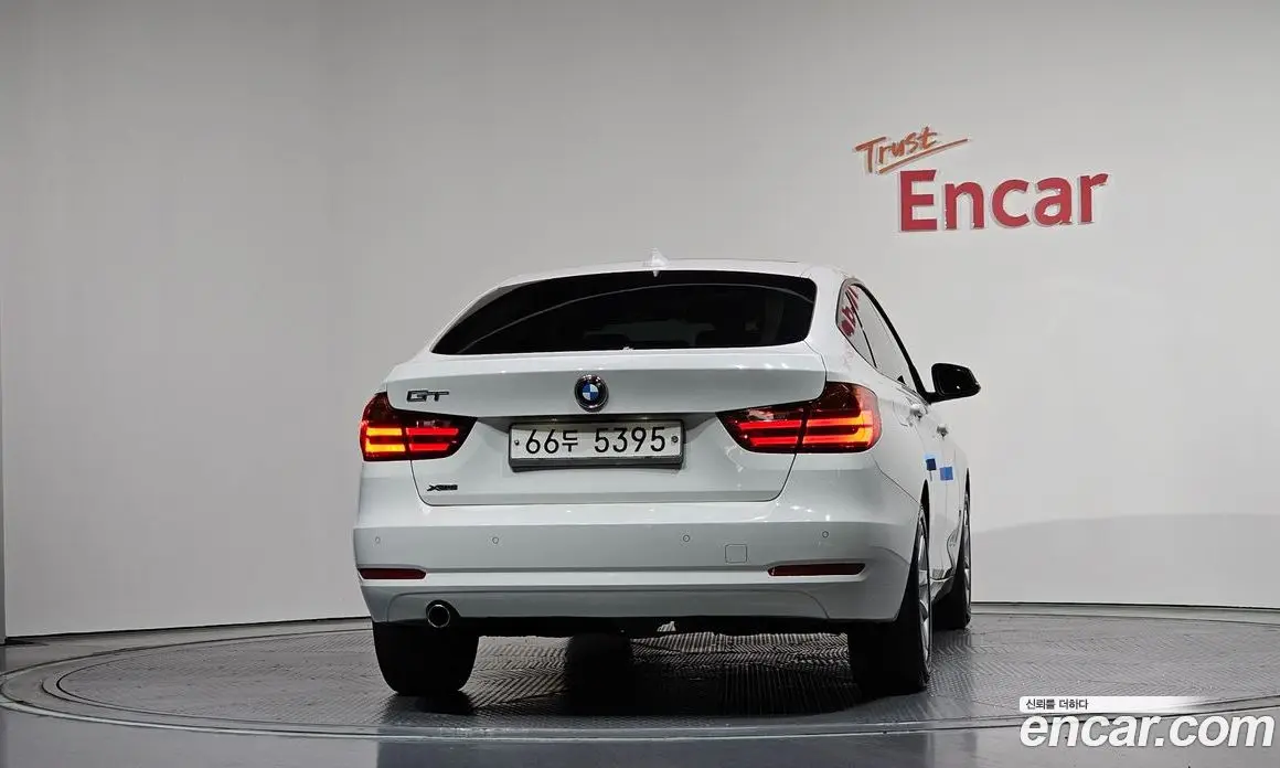 BMW 3 серия 2014 2.0 автомат (гидро), фото 4 BMW 3 серия 2014 2.0 автомат (гидро), фото 4