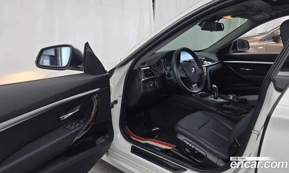 BMW 3 серия 2014 2.0 автомат (гидро), фото 10 BMW 3 серия 2014 2.0 автомат (гидро), фото 10