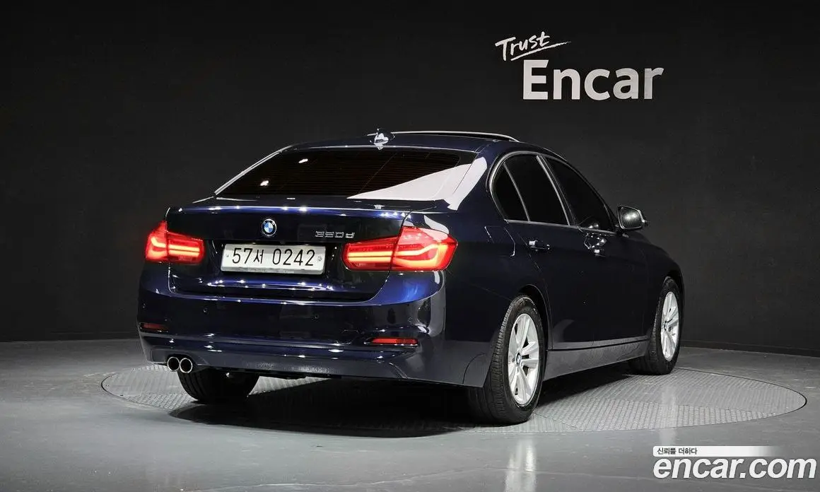 BMW 3 серия 2015 2.0 автомат (гидро), фото 2 BMW 3 серия 2015 2.0 автомат (гидро), фото 2