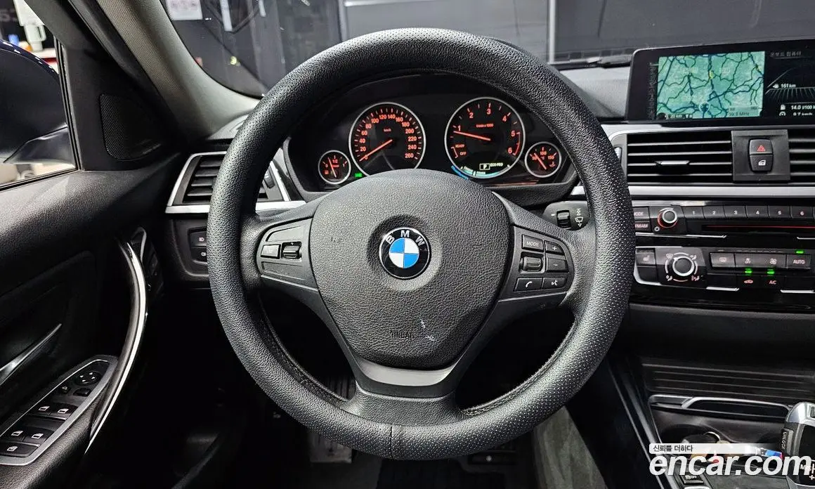 BMW 3 серия 2015 2.0 автомат (гидро), фото 13 BMW 3 серия 2015 2.0 автомат (гидро), фото 13