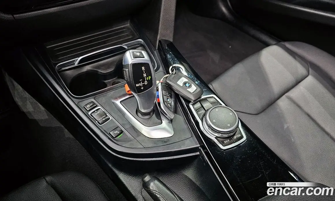 BMW 3 серия 2015 2.0 автомат (гидро), фото 9 BMW 3 серия 2015 2.0 автомат (гидро), фото 9