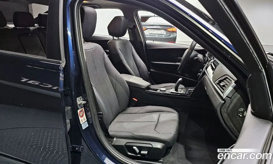 BMW 3 серия 2015 2.0 автомат (гидро), фото 10 BMW 3 серия 2015 2.0 автомат (гидро), фото 10