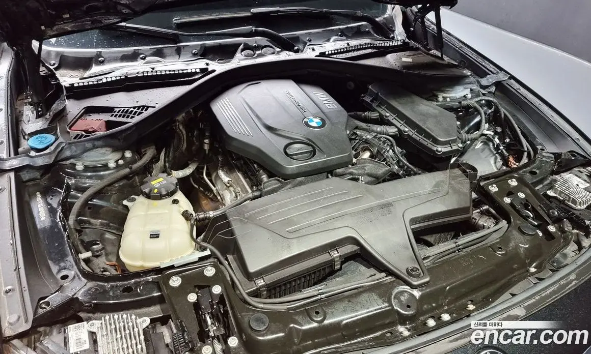 BMW 3 серия 2017 2.0 автомат (гидро), фото 6