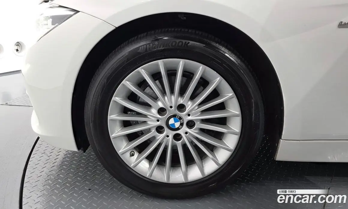 BMW 3 серия 2017 2.0 автомат (гидро), фото 5 BMW 3 серия 2017 2.0 автомат (гидро), фото 5