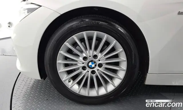 BMW 3 серия 2017 2.0 автомат (гидро), миниатюра 5 BMW 3 серия 2017 2.0 автомат (гидро), миниатюра 5