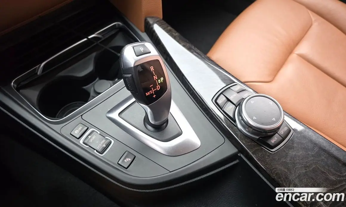 BMW 3 серия 2017 2.0 автомат (гидро), фото 9 BMW 3 серия 2017 2.0 автомат (гидро), фото 9