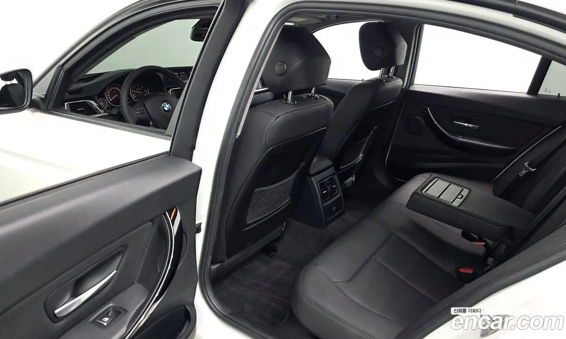 BMW 3 серия 2018 2.0 автомат (гидро), фото 11