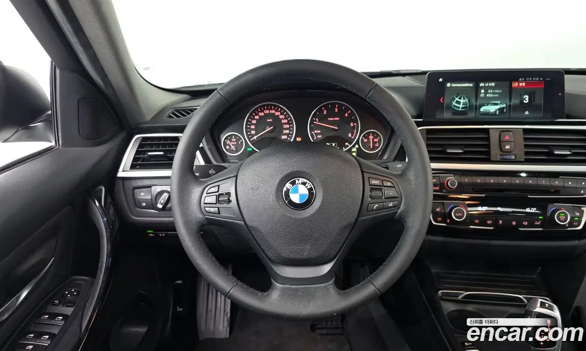 BMW 3 серия 2018 2.0 автомат (гидро), фото 13