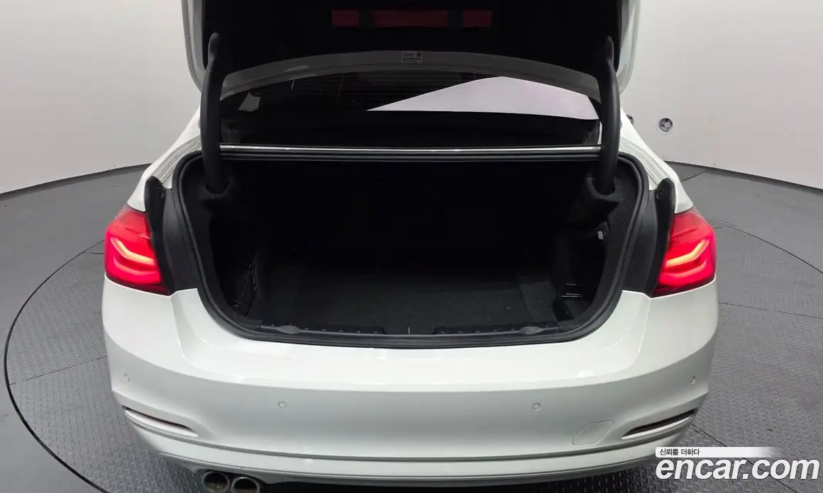 BMW 3 серия 2018 2.0 автомат (гидро), фото 20