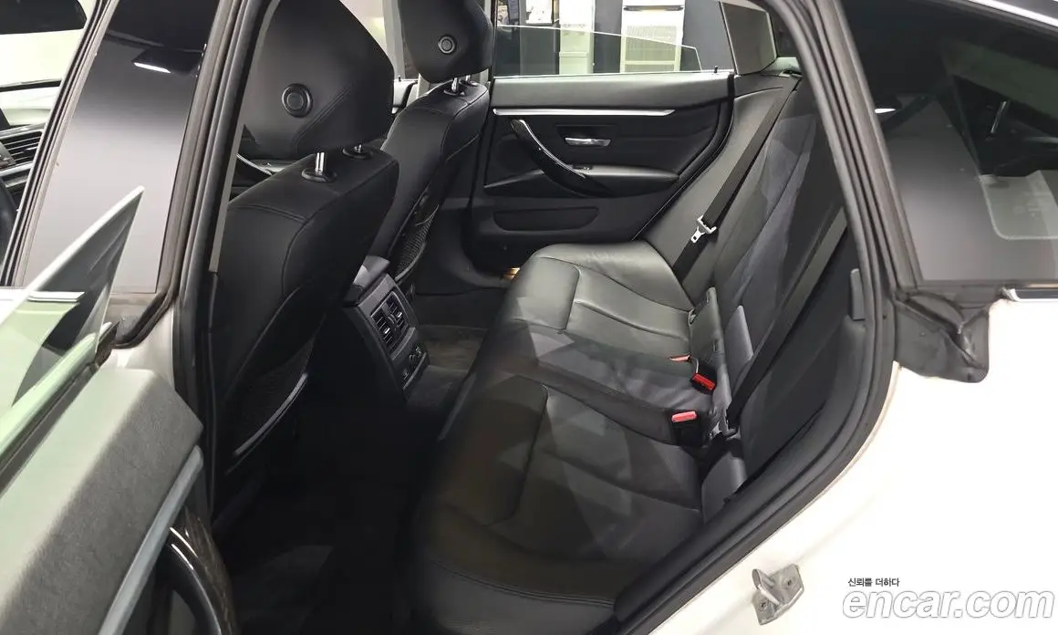 BMW 4 серия 2017 2.0 автомат (гидро), фото 18 BMW 4 серия 2017 2.0 автомат (гидро), фото 18