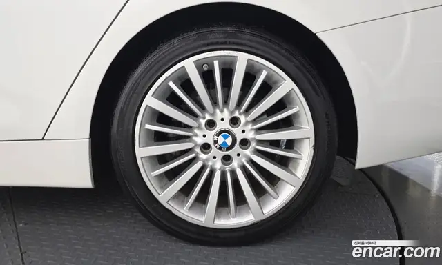 BMW 4 серия 2017 2.0 автомат (гидро), миниатюра 7 BMW 4 серия 2017 2.0 автомат (гидро), миниатюра 7